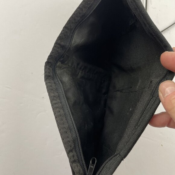 Eagle Creek Travel Wallet Passport Holder Neck Bag  ID Pouch Crossbody Black - Picture 10 of 12